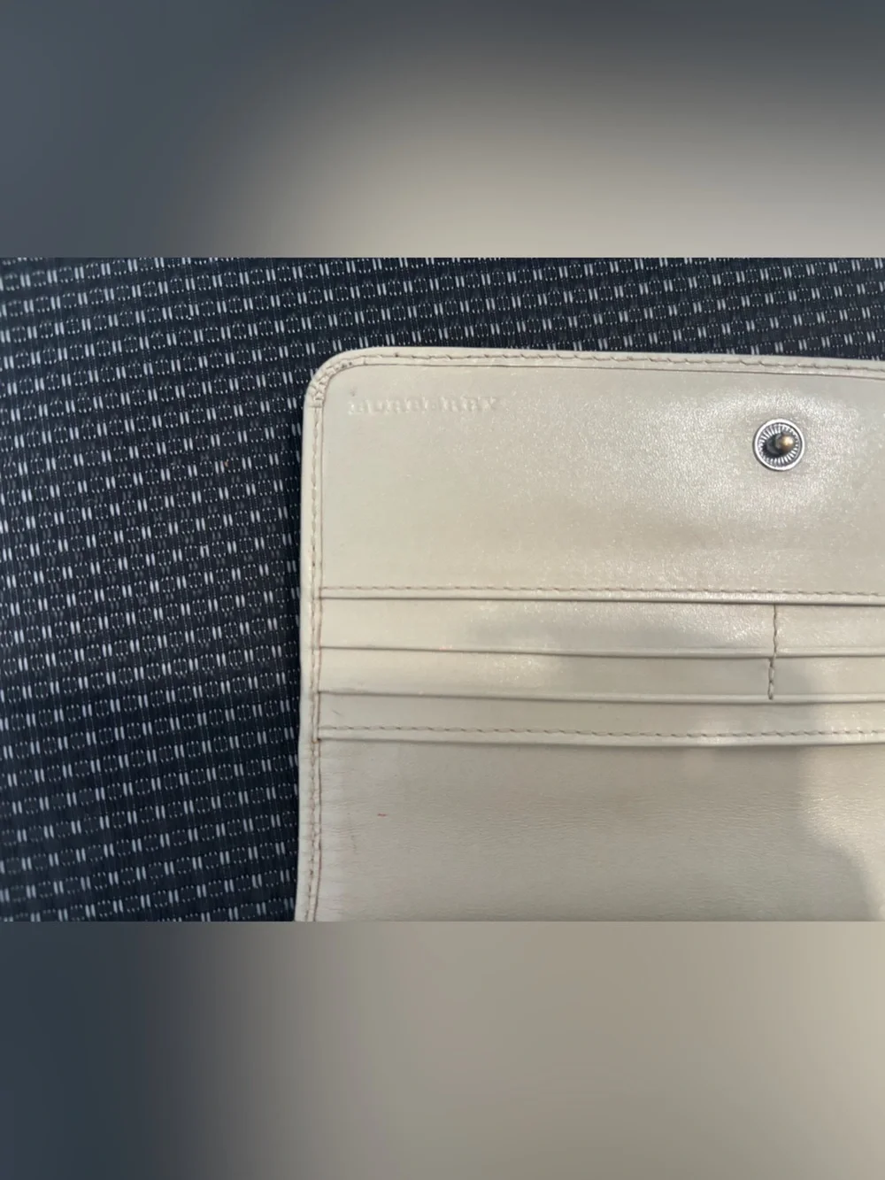 Burberry women beige